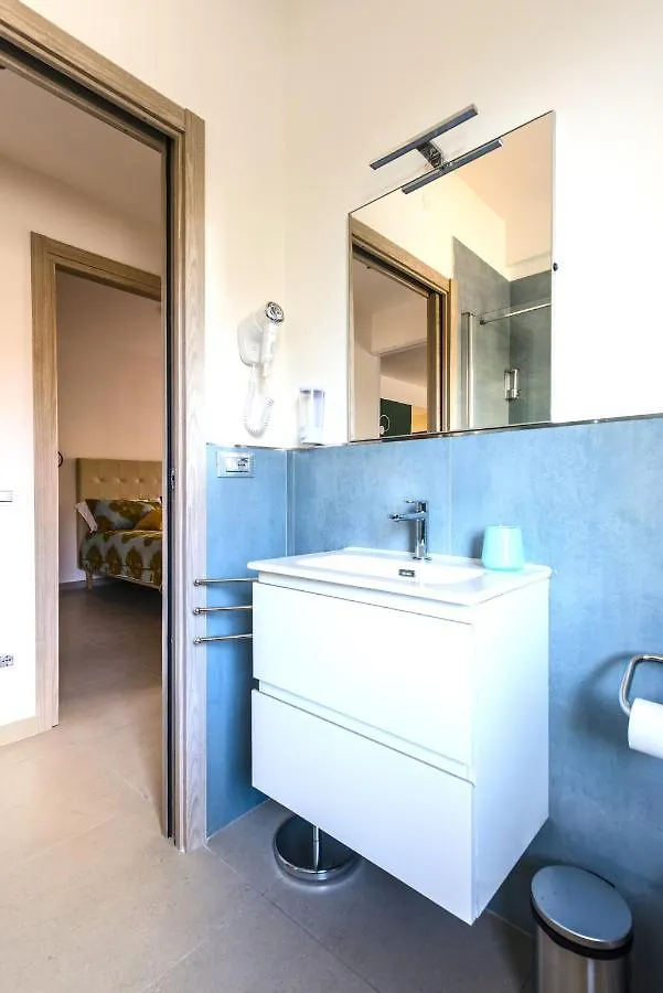 Hostly - Cisanello Suite Apartment - Light And Colors Pisa Italy